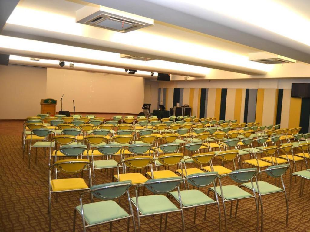D'Or Hotel Tengkat Tong Shin Куала Лумпур Екстериор снимка