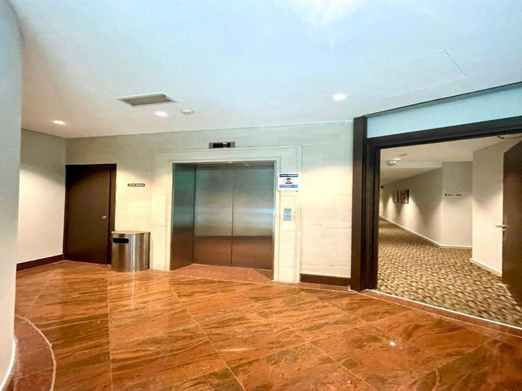 D'Or Hotel Tengkat Tong Shin Куала Лумпур Екстериор снимка